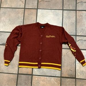 Warner Bros. Gryffindor Cardigan in Burgundy and Yellow